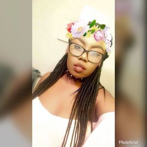 Meet your Posher, Roviane